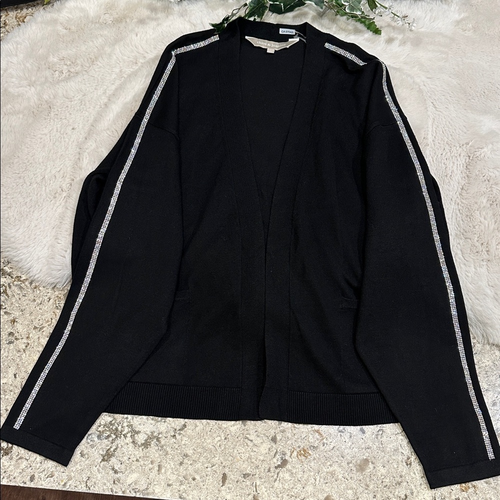 Nwot. Rhinestone sweater - Picture 8 of 8